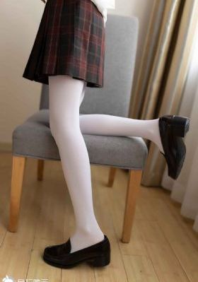 《漂亮的女邻居5》在线播放_720高清免费观看